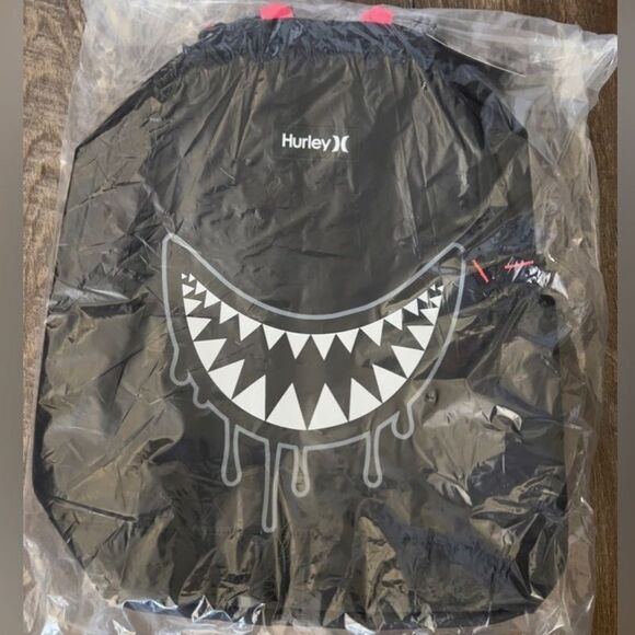 Hurley One and Only Shark Backpack‎ - Picture 5 of 6